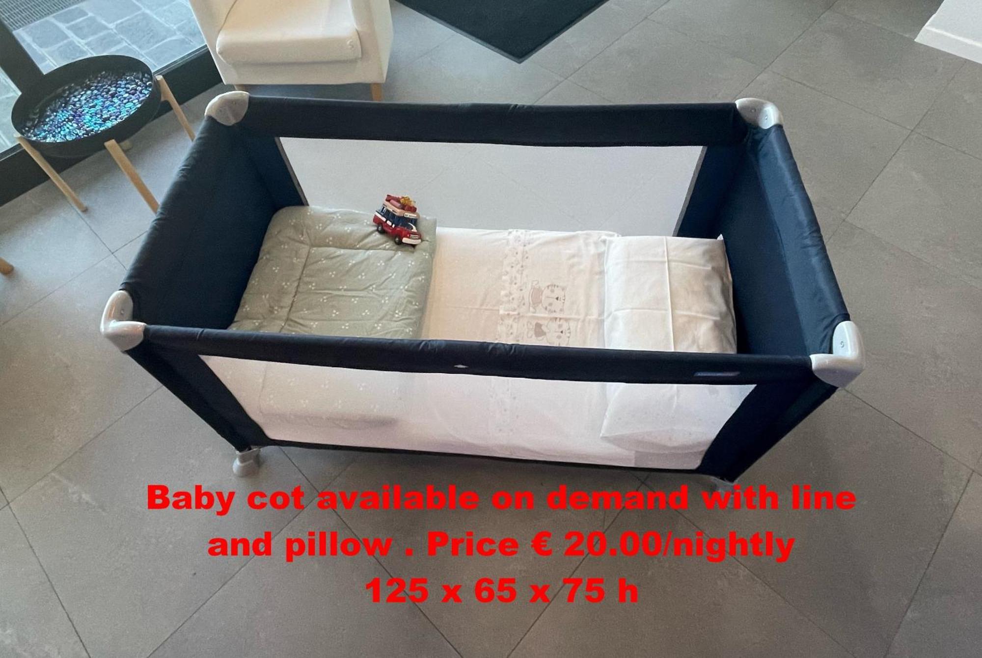 Desenzanoloft Le Chateau De Margot Desenzano del Garda Exteriör bild