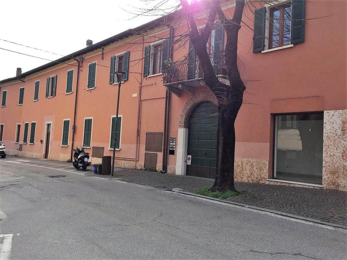 Desenzanoloft Le Chateau De Margot Desenzano del Garda Exteriör bild