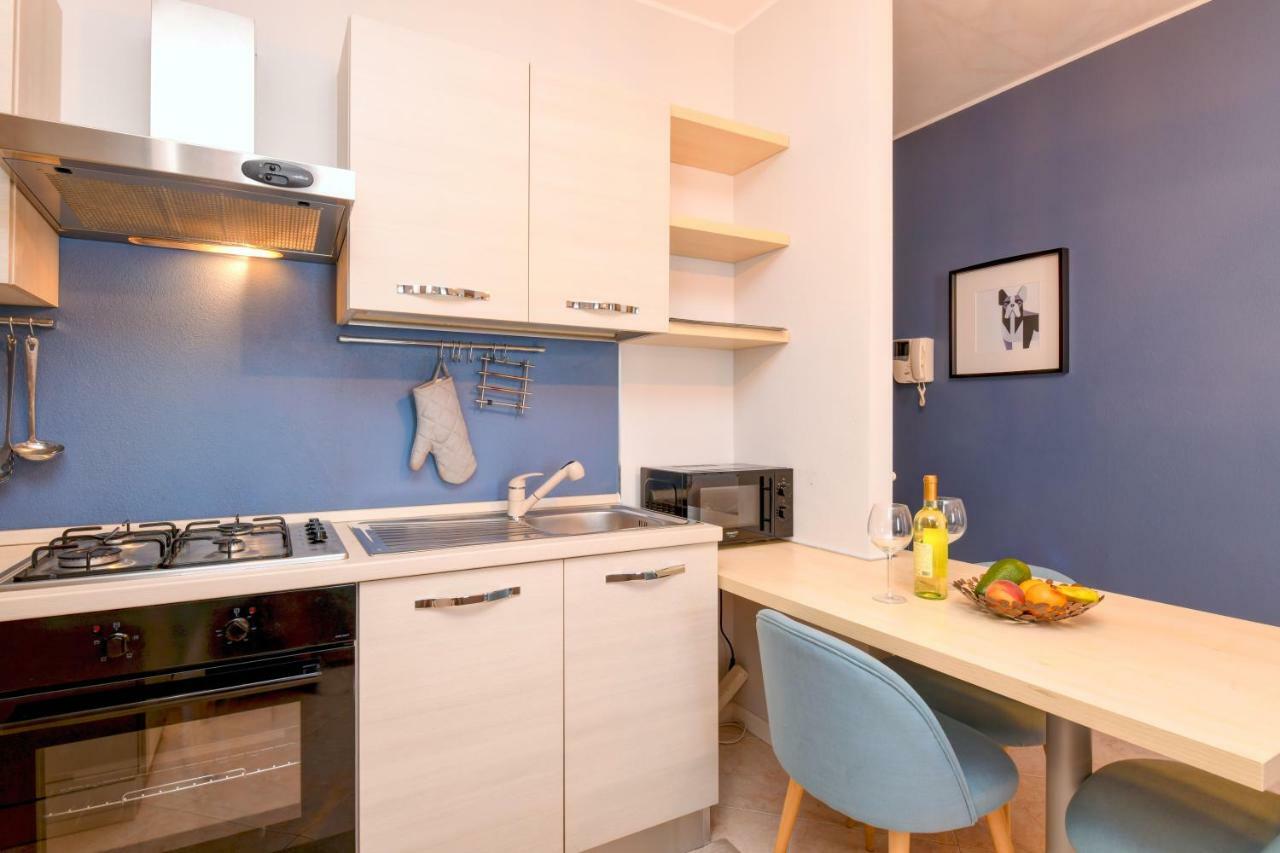 Desenzanoloft Le Chateau De Margot Desenzano del Garda Exteriör bild